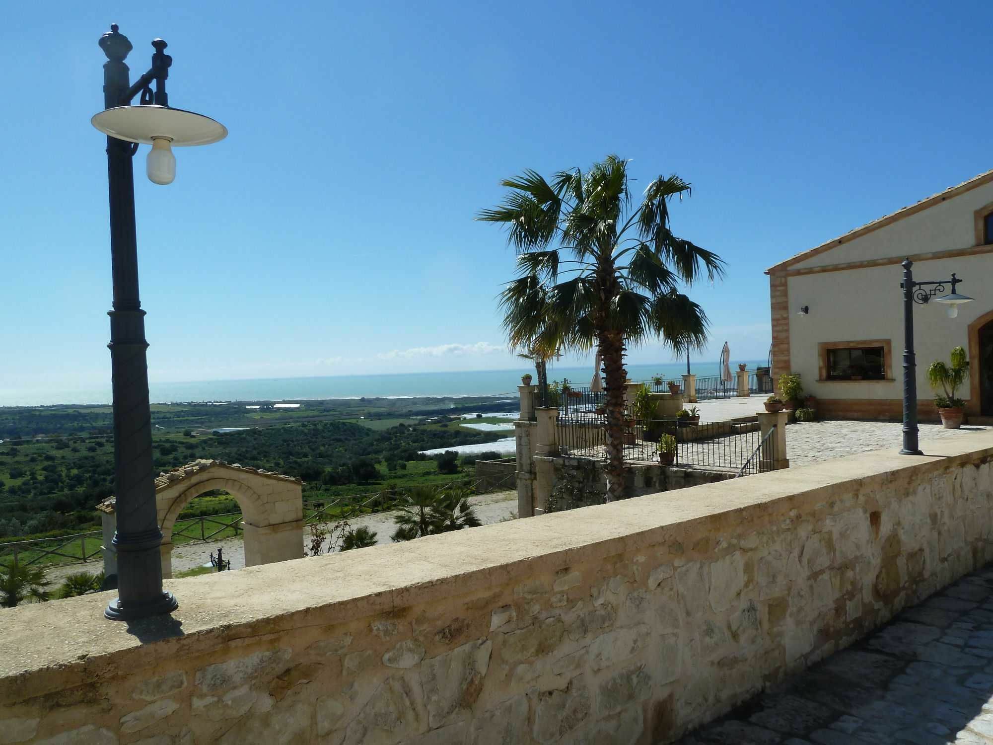 Silva Suri Pensionat Marina di Ragusa Exteriör bild